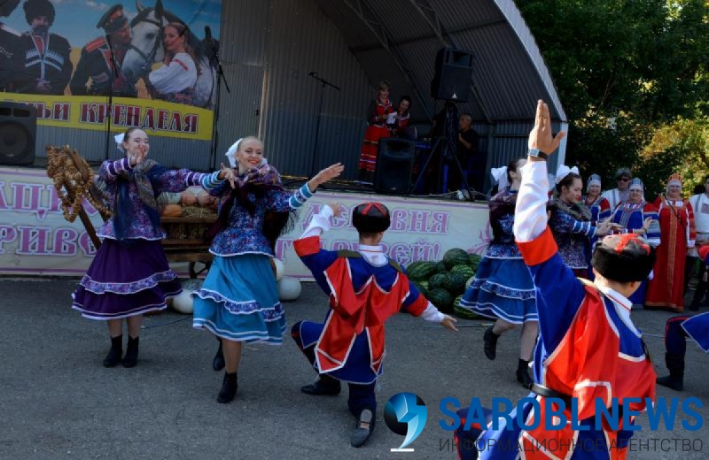 В Саратове состоится фестиваль казачьей песни "Казачьи кренделя"