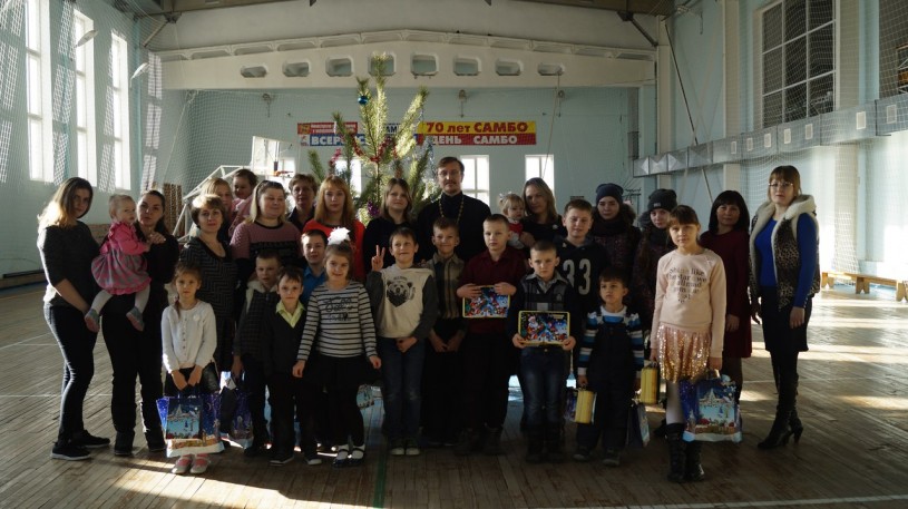 В воскресной школе храма св. вмч. Дмитрия Солунского состоялось мероприятие, посвященное Рождеству Христову