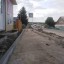 В Лысых Горах ведутся работы по ремонту тротуара на улице Советская 3