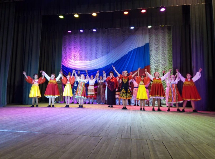 В районном Дворце культуры прошел концерт, посвященный Дню народного единства